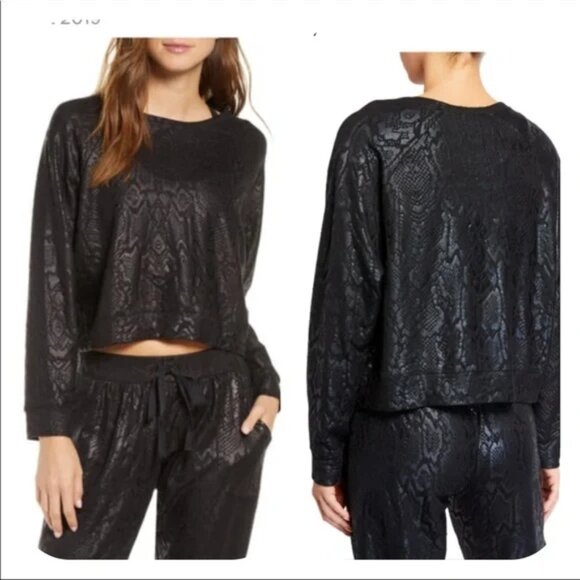 Terez Python Snake Skin Foil Print Top S Long Sleeves Cropped Pullover Black - Picture 1 of 8